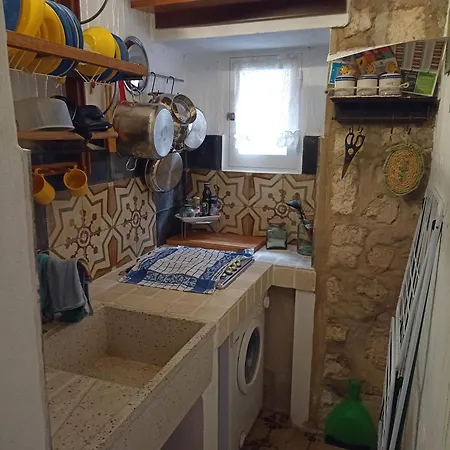 Apartment Casa Del Marinaio Carloforte (Isola di San Pietro)